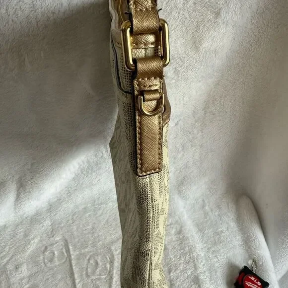 Michael Kors Monogrammed Crossbody - Picture 4 of 16